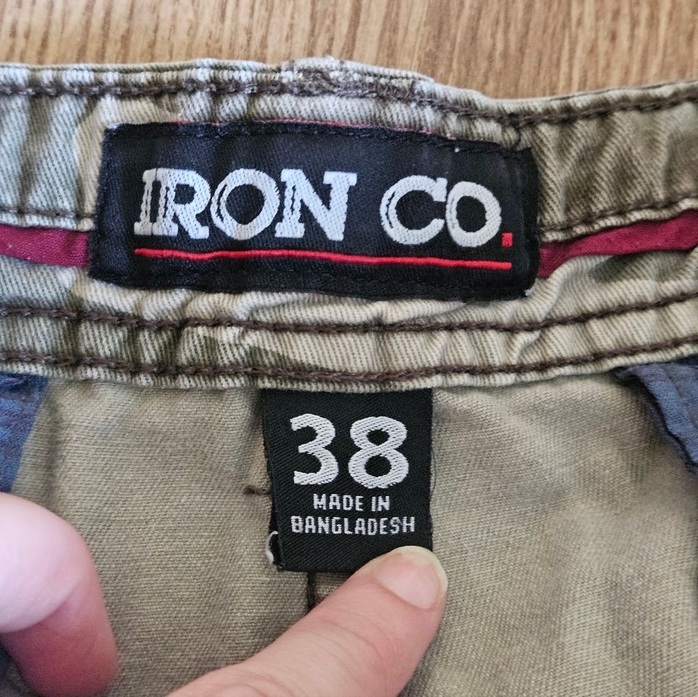 Iron Co. Men's Camouflage Cargo Shorts Size 38 - Picture 6 of 8
